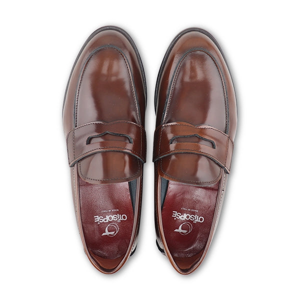 Leather band in abraded leather