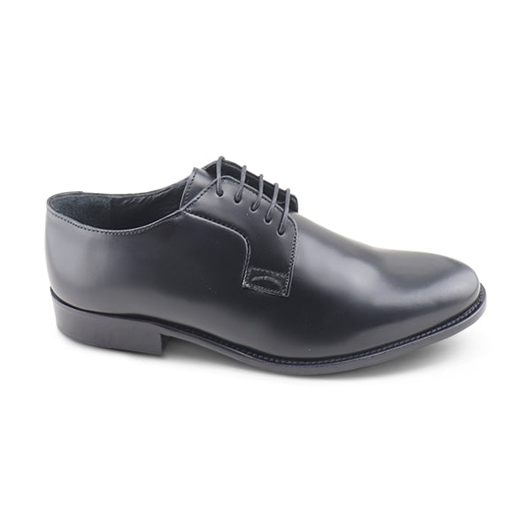 Black Derby in brushed leather