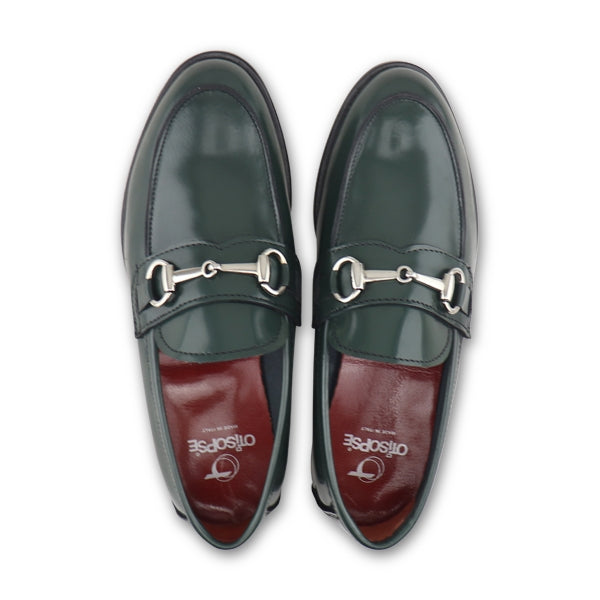 Green abrasive leather clamp