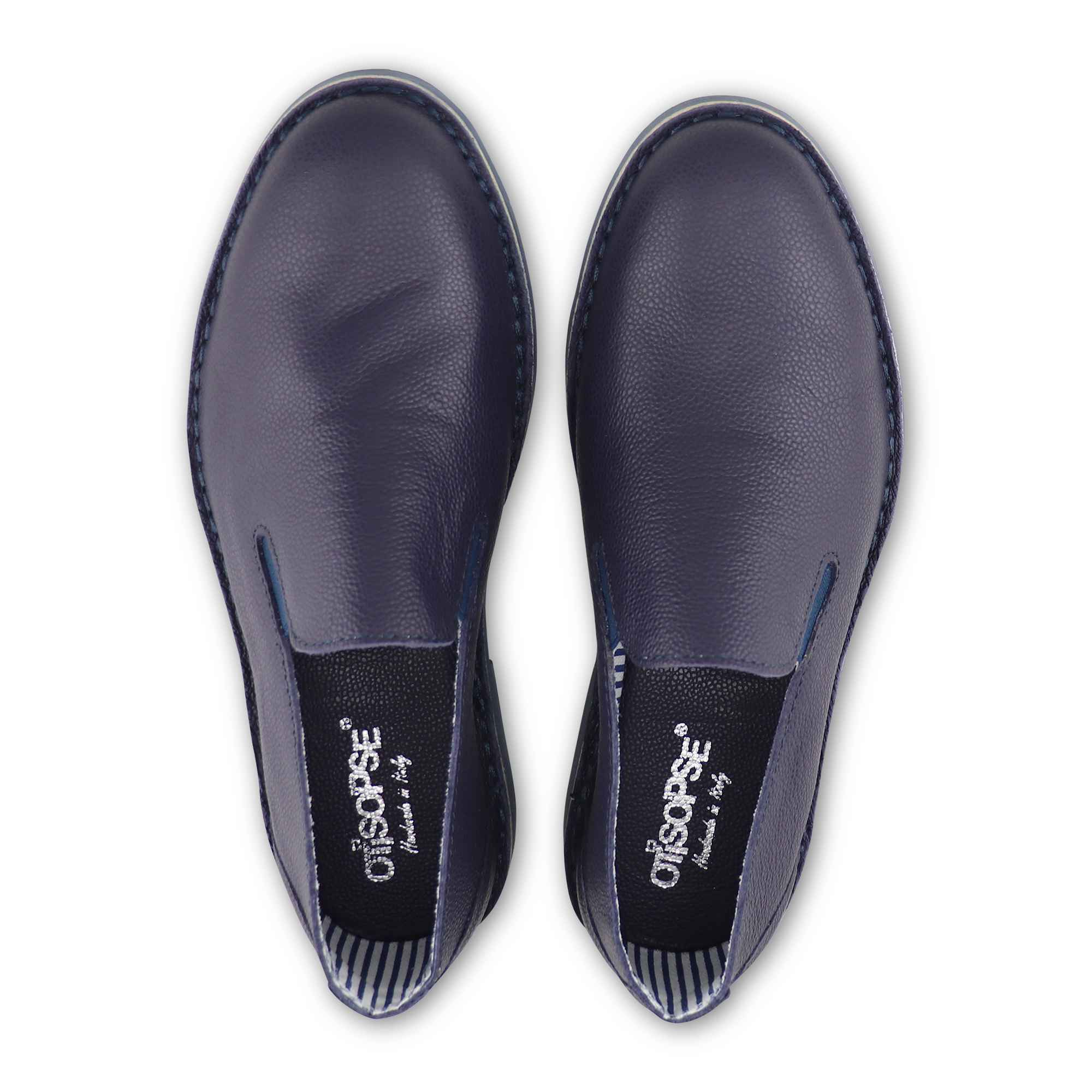 Slip-on blu in pelle martellata