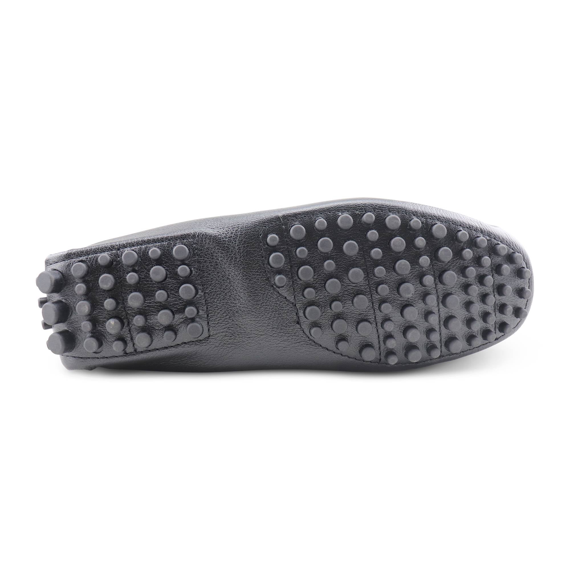 Black rubber soles in hammered leather