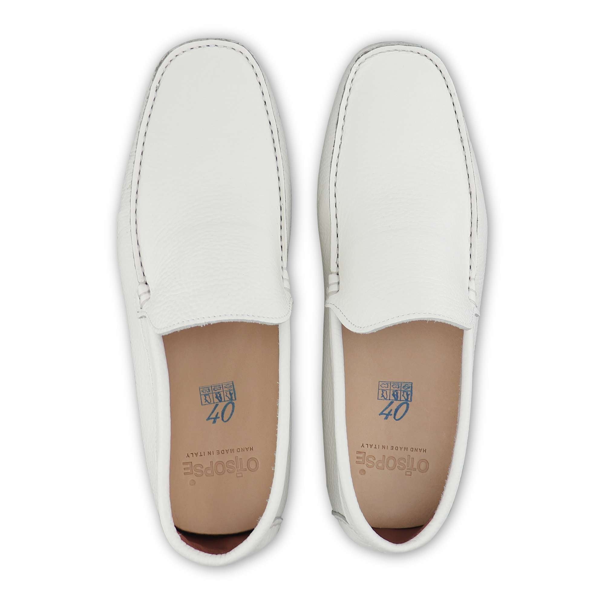 White rubber soles in hammered leather