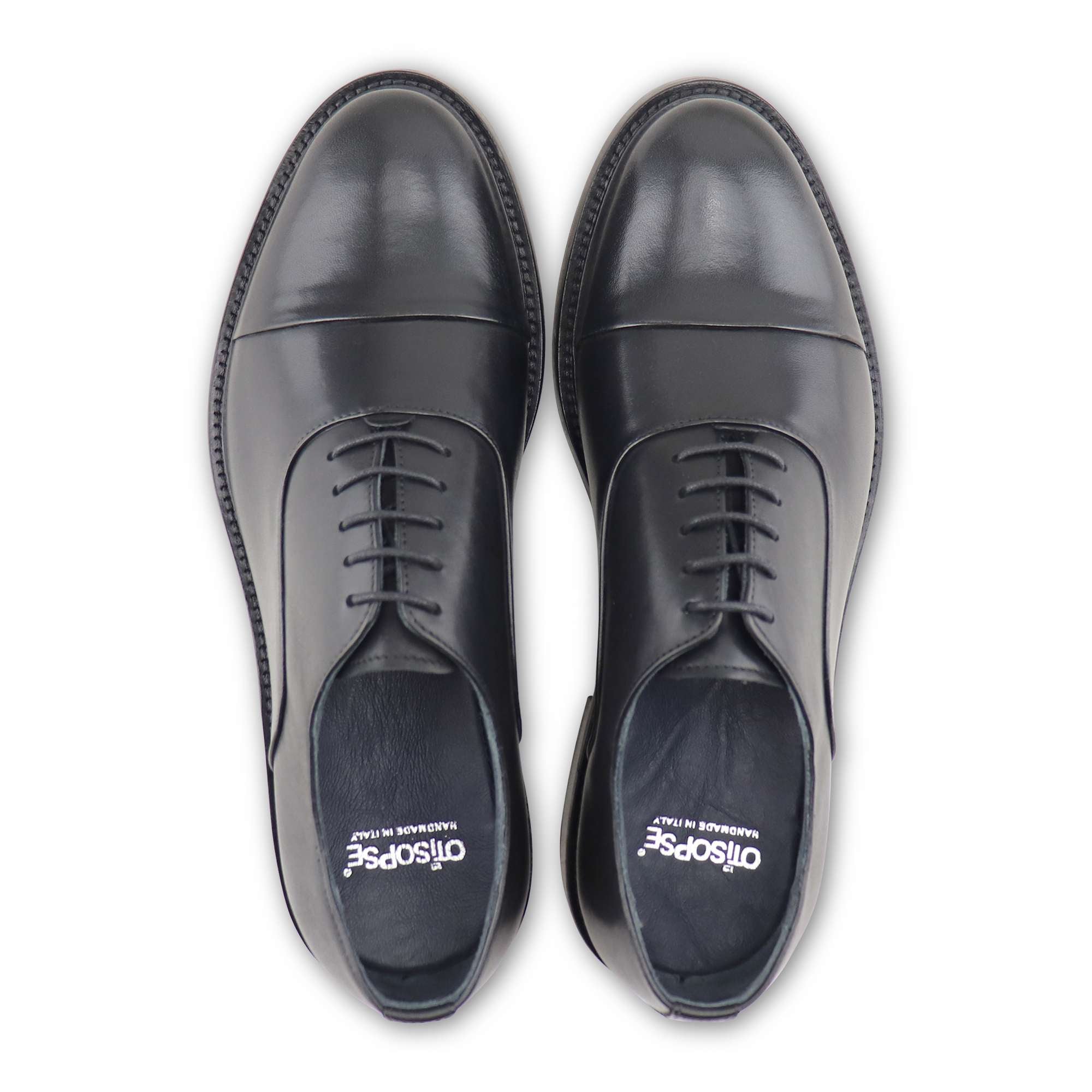Black leather Oxford