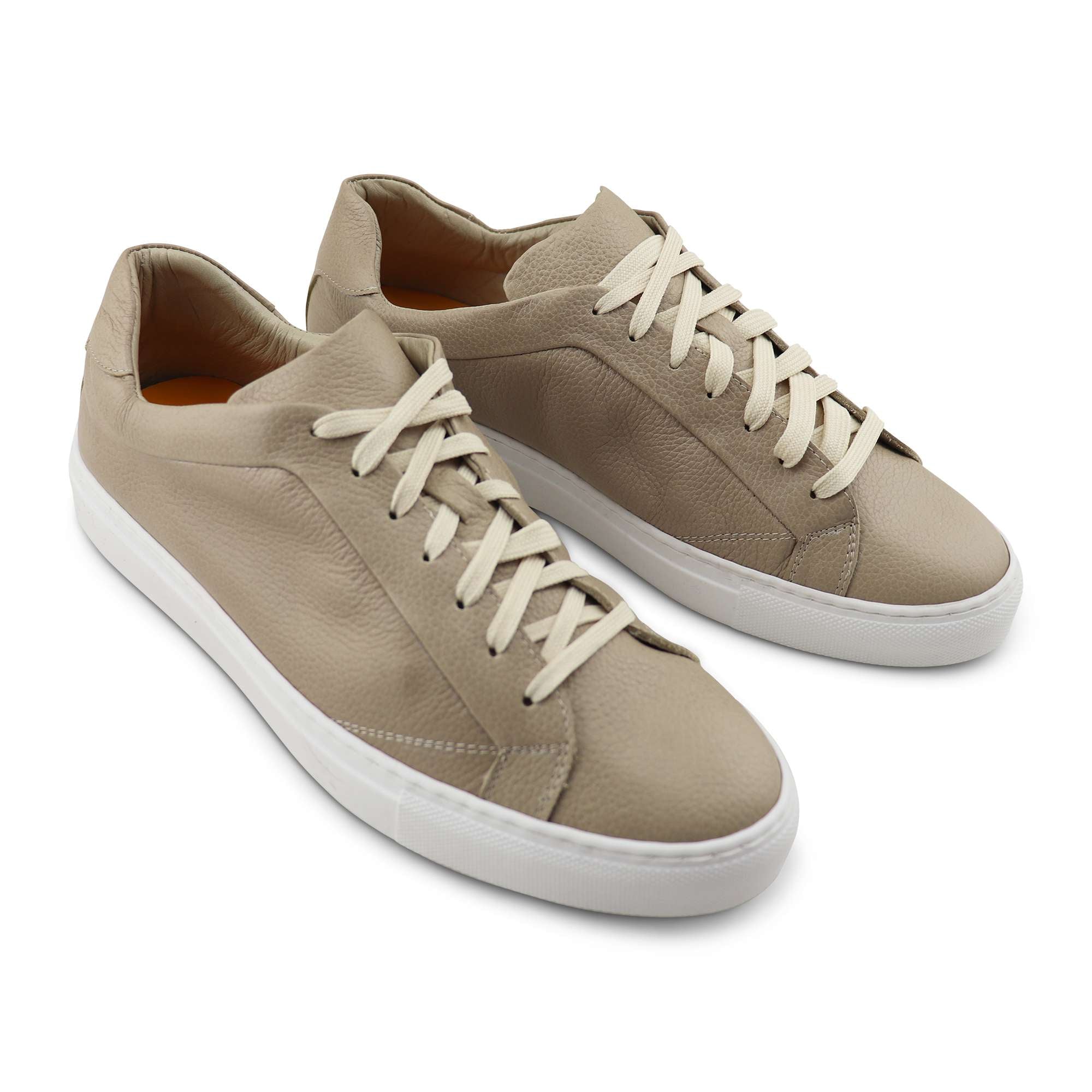 Sneakers beige in pelle martellata