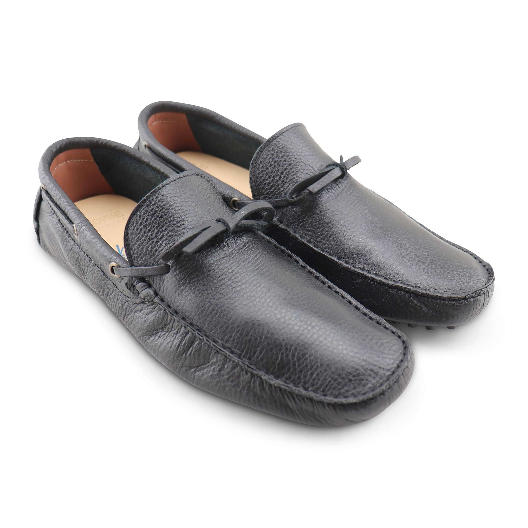 Black rubber soles in hammered leather