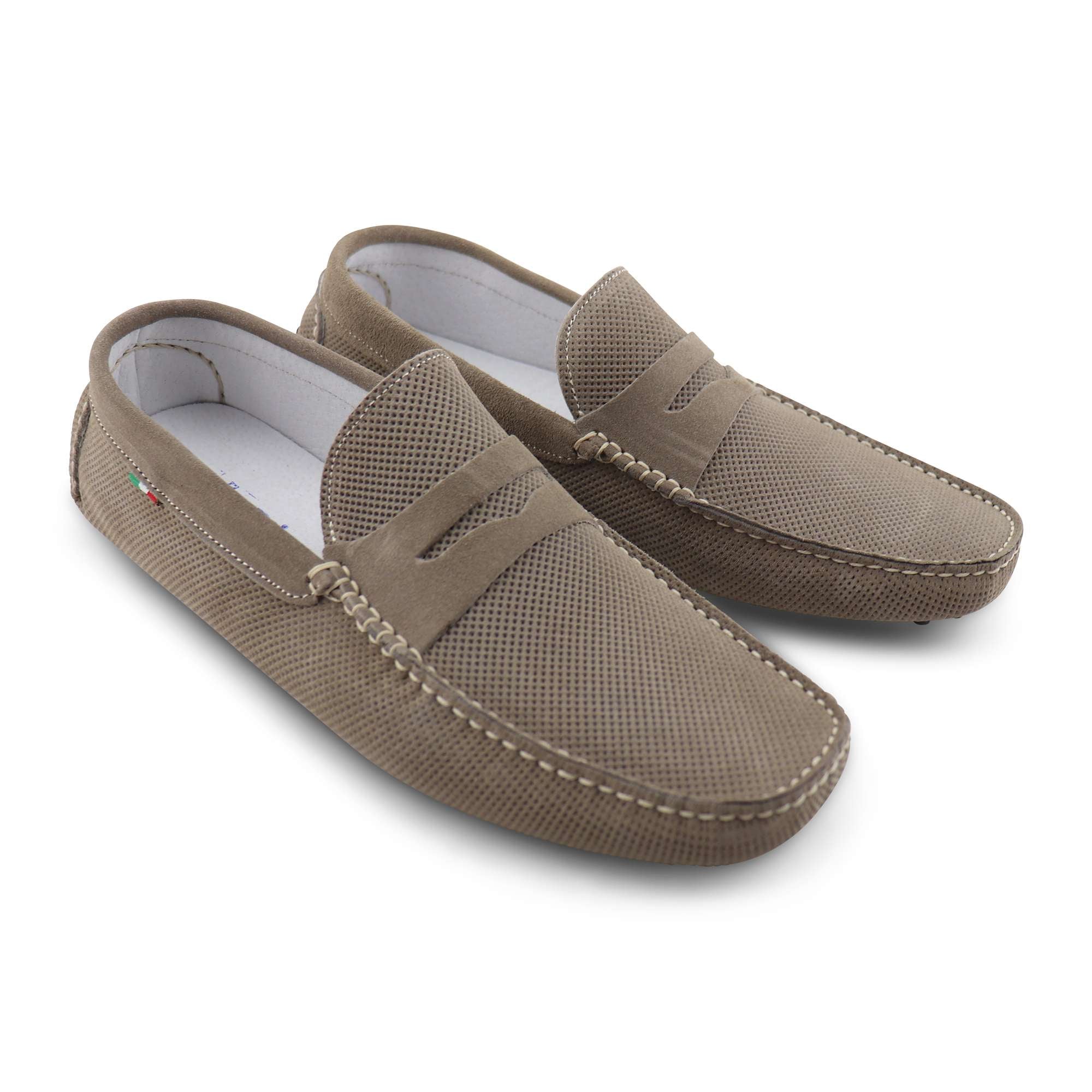 Gommini in camoscio forato tortora