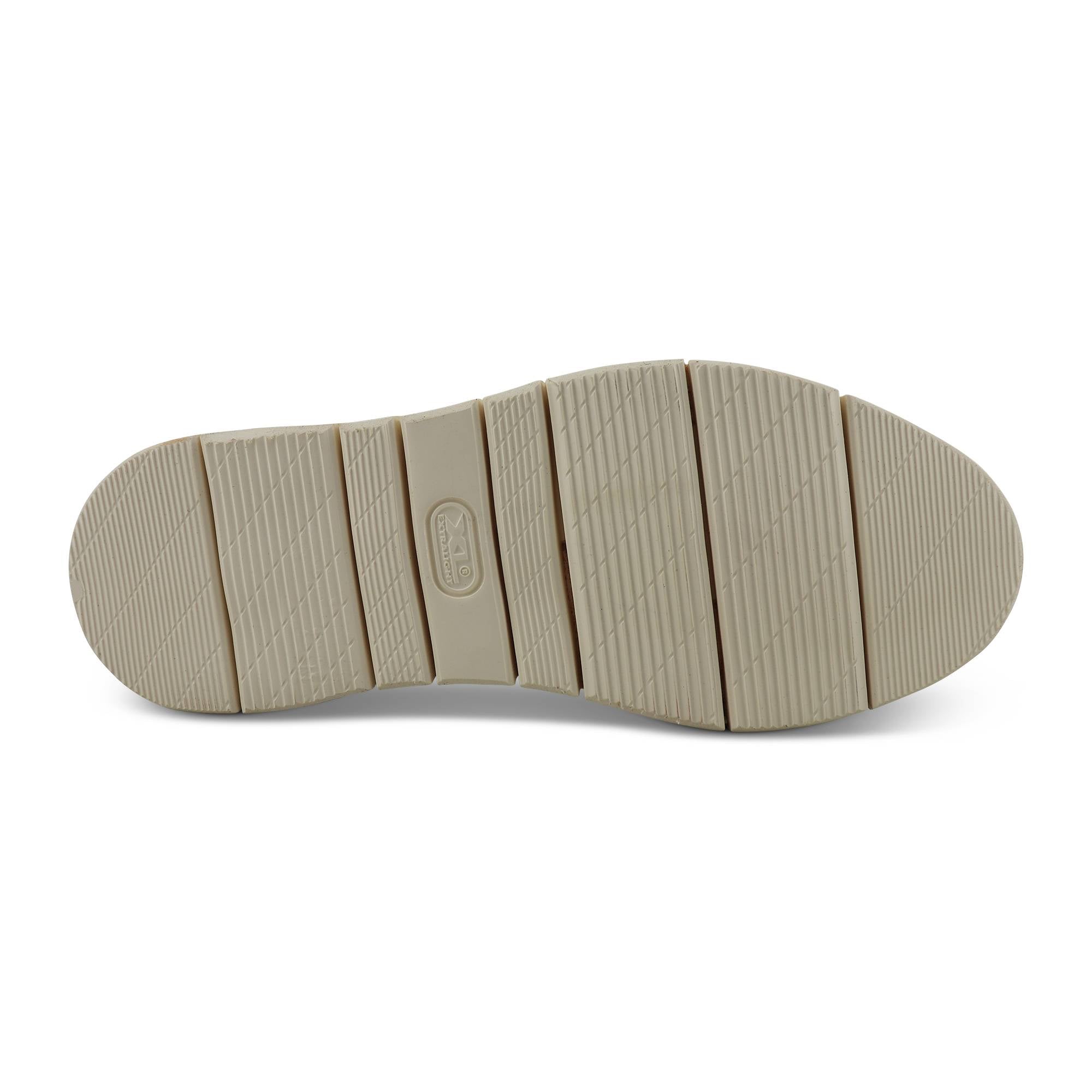 Casual in spelt suede