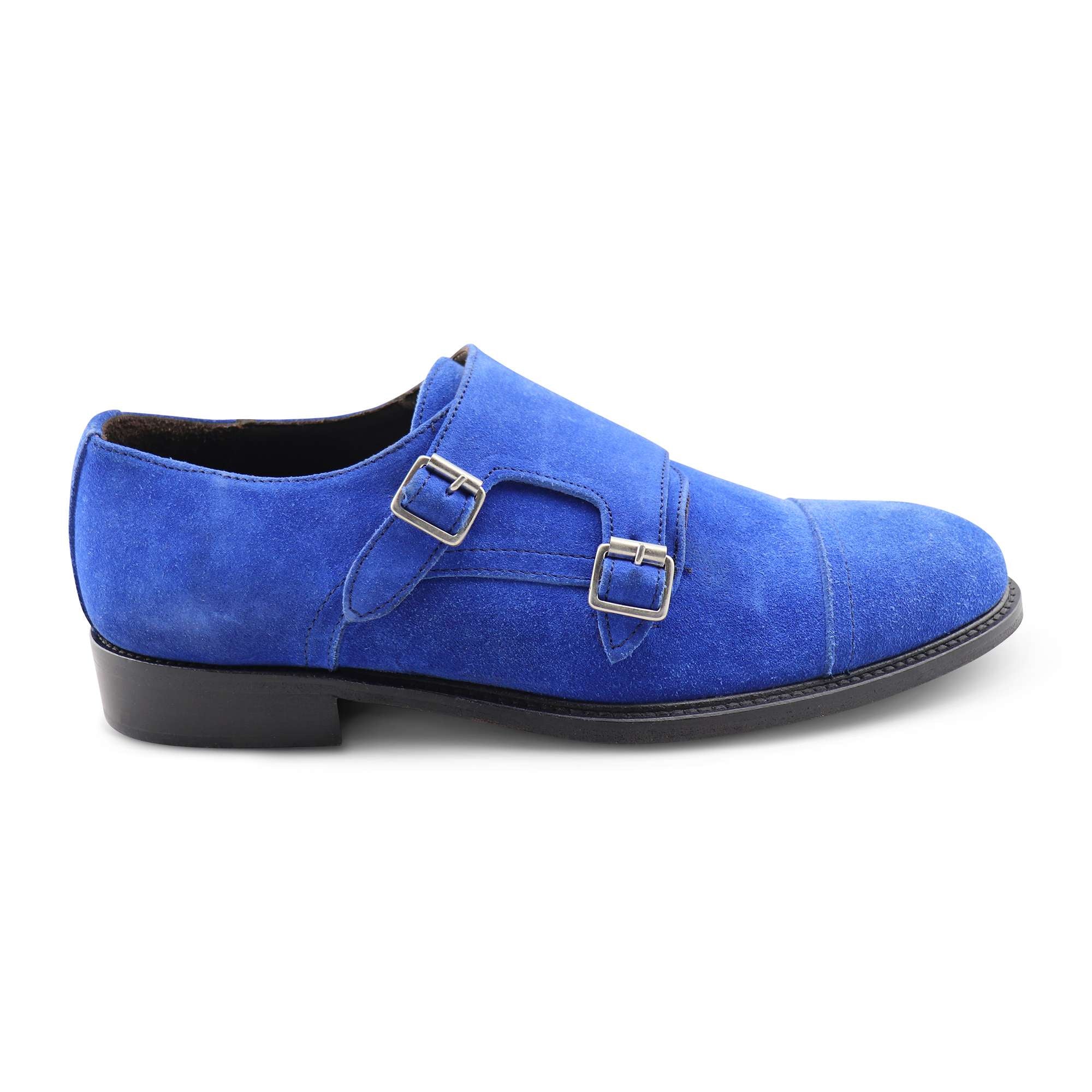 Double buckle in blue suede