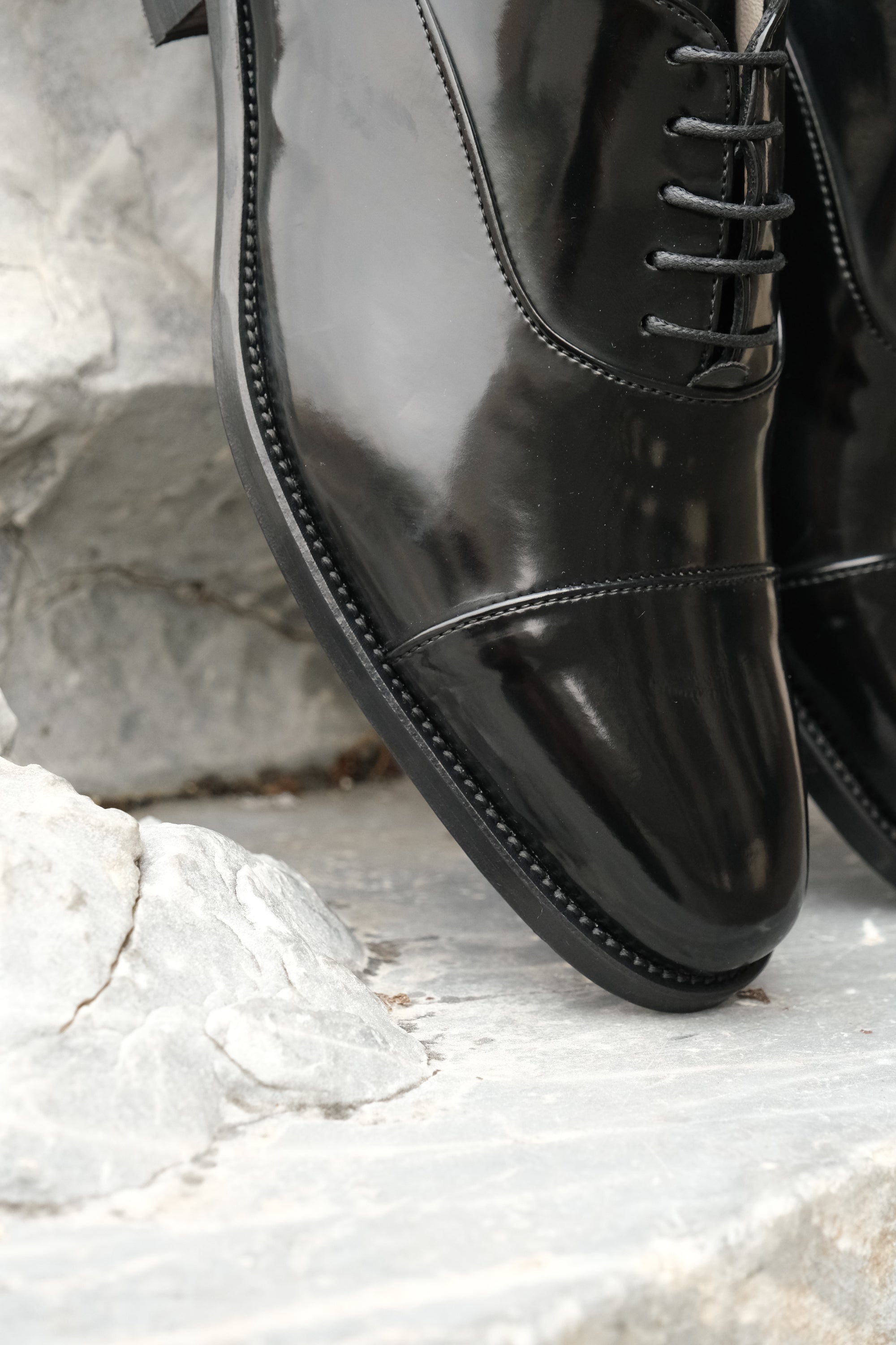 Francesine nere in pelle abrasivata