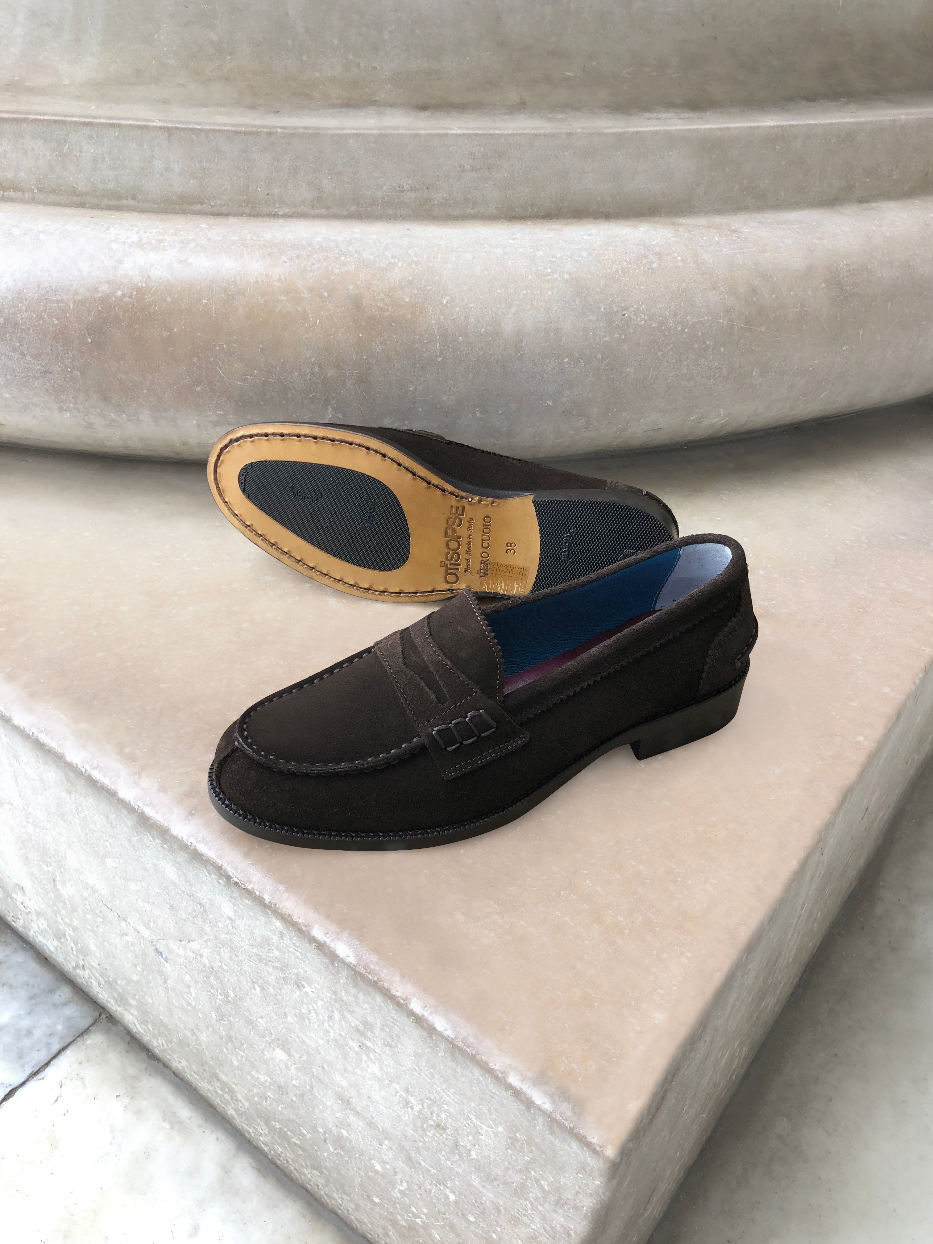 Mocassini testa di moro in camoscio