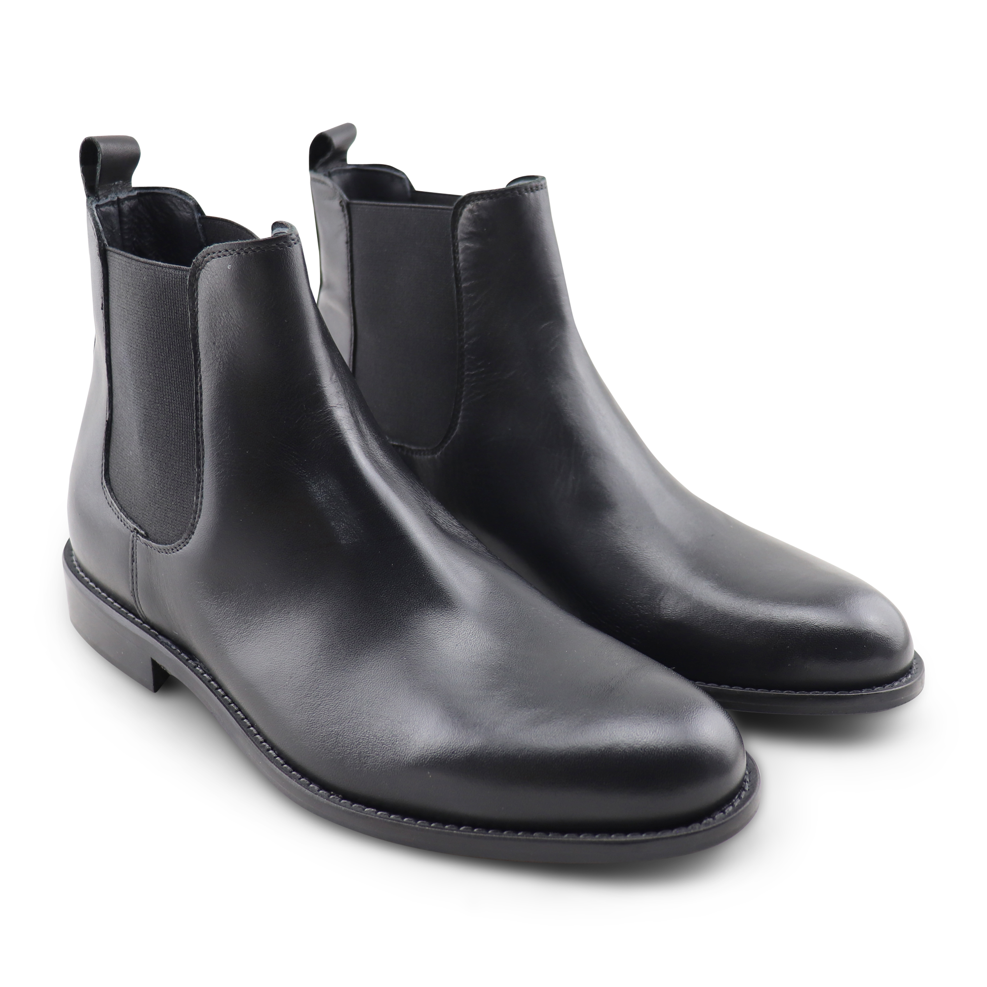 Black leather Chealse