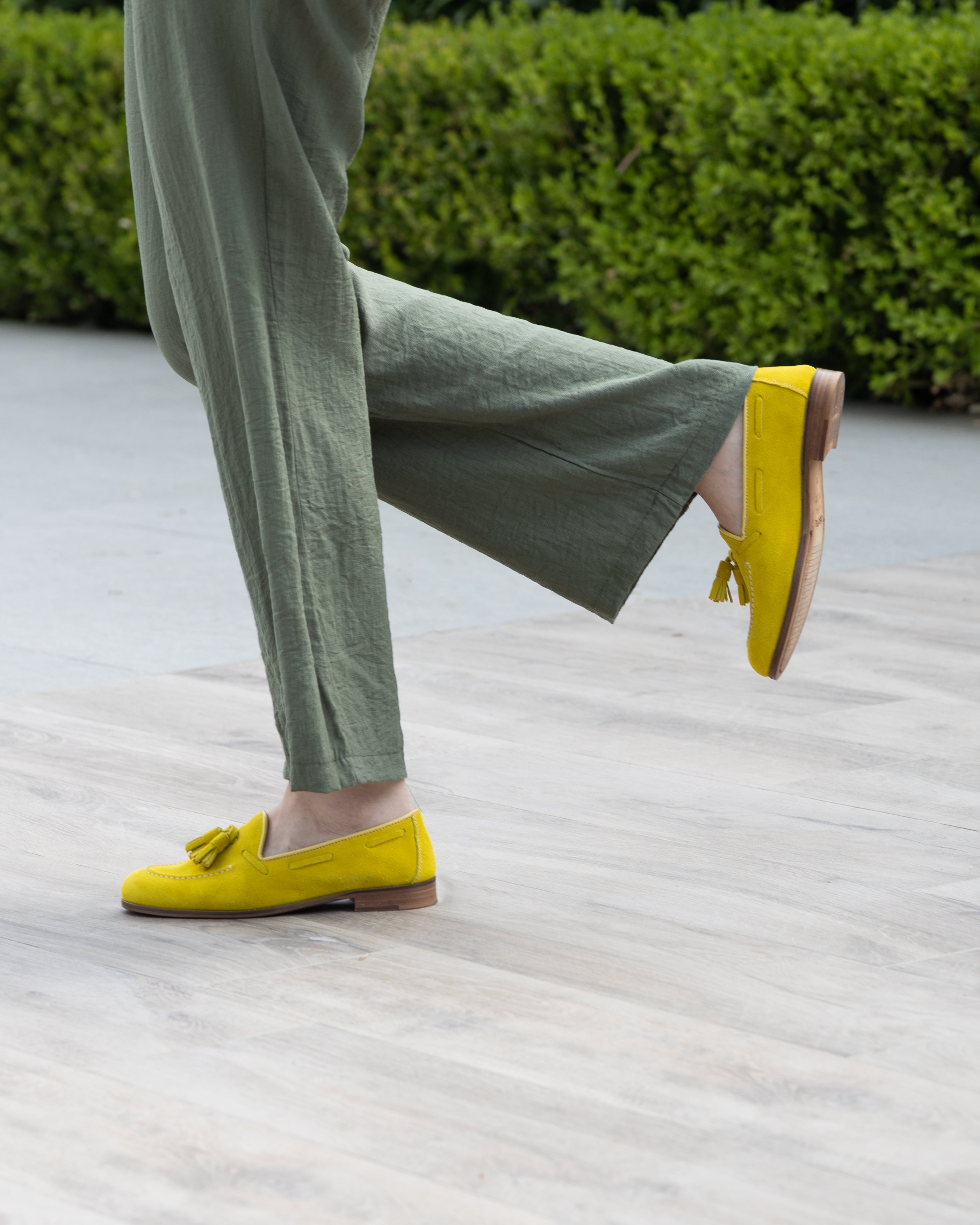 Mocassini giallo in camoscio