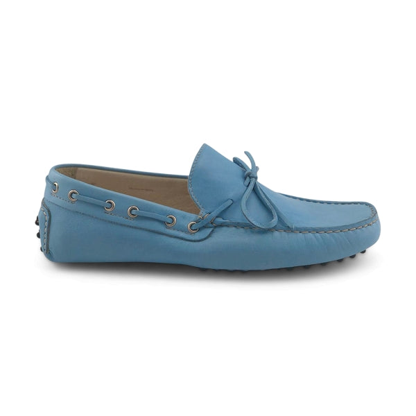 Light blue driving shoes in soft leather