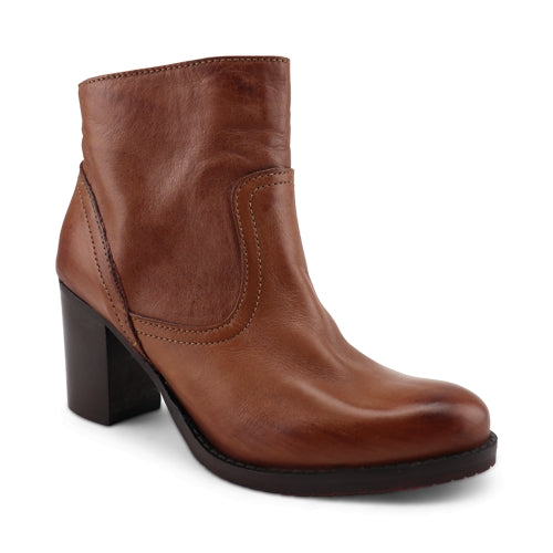 Stivaletti in pelle color cuoio