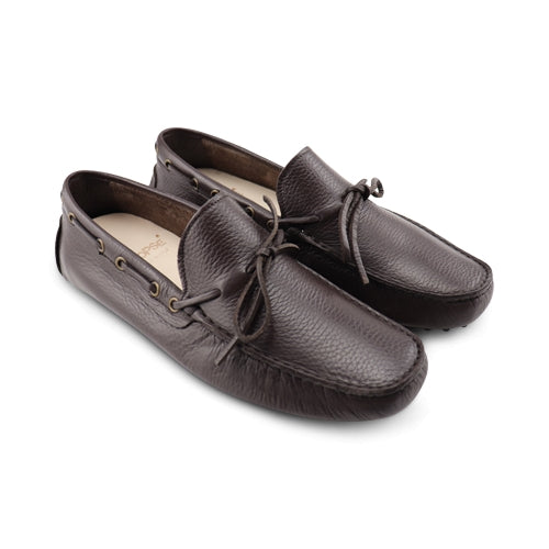 Mocassini in pelle martellata testa di moro