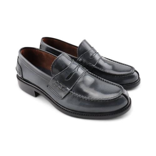 Mocassini grigi da uomo in pelle abrasivata