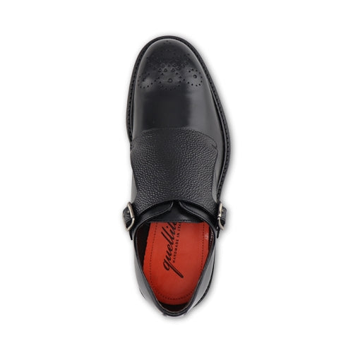 Scarpe in vera pelle con una fibbia