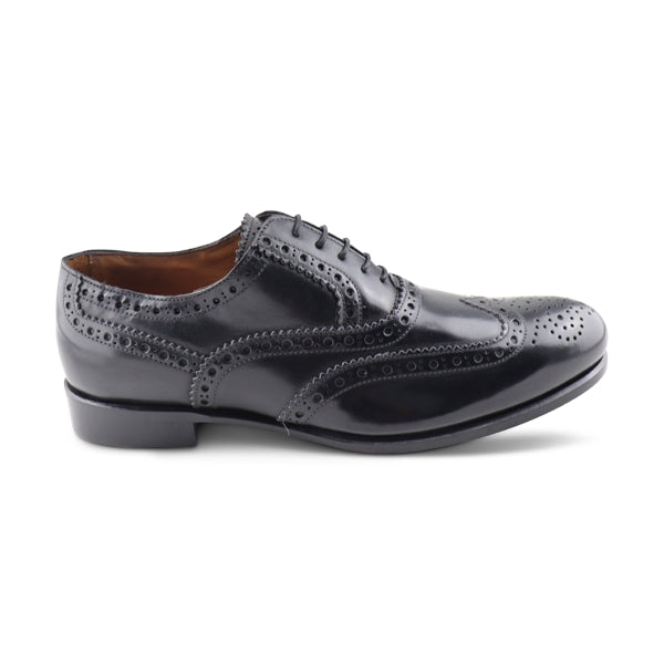 Black Oxford shoes for men in leather