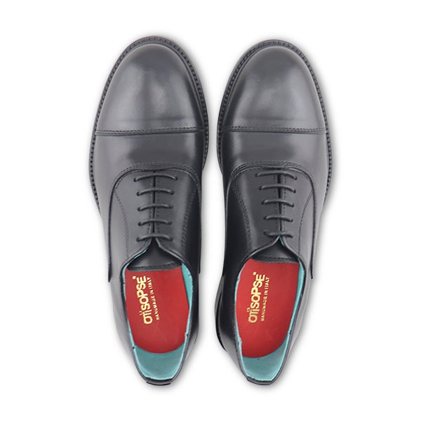 Francesina nera in pelle