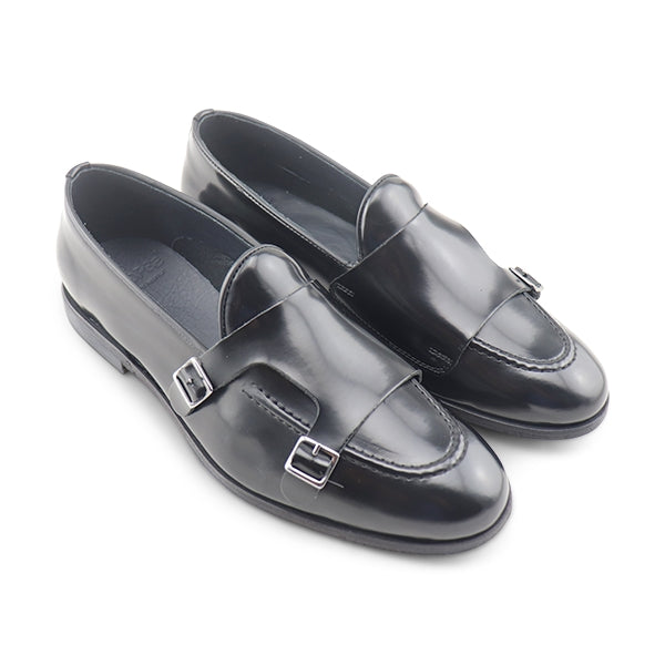 Double-buckle slippers in brushed black leather