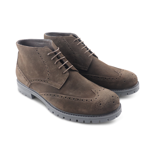 Lace-up ankle boots in dark brown suede