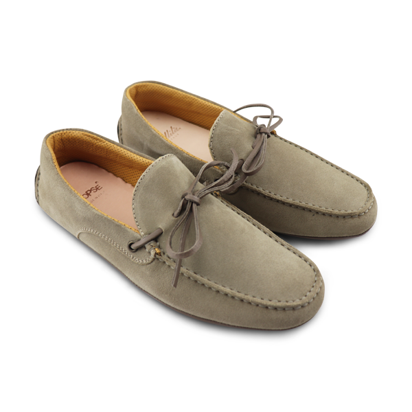 Mocassini in camoscio tortora