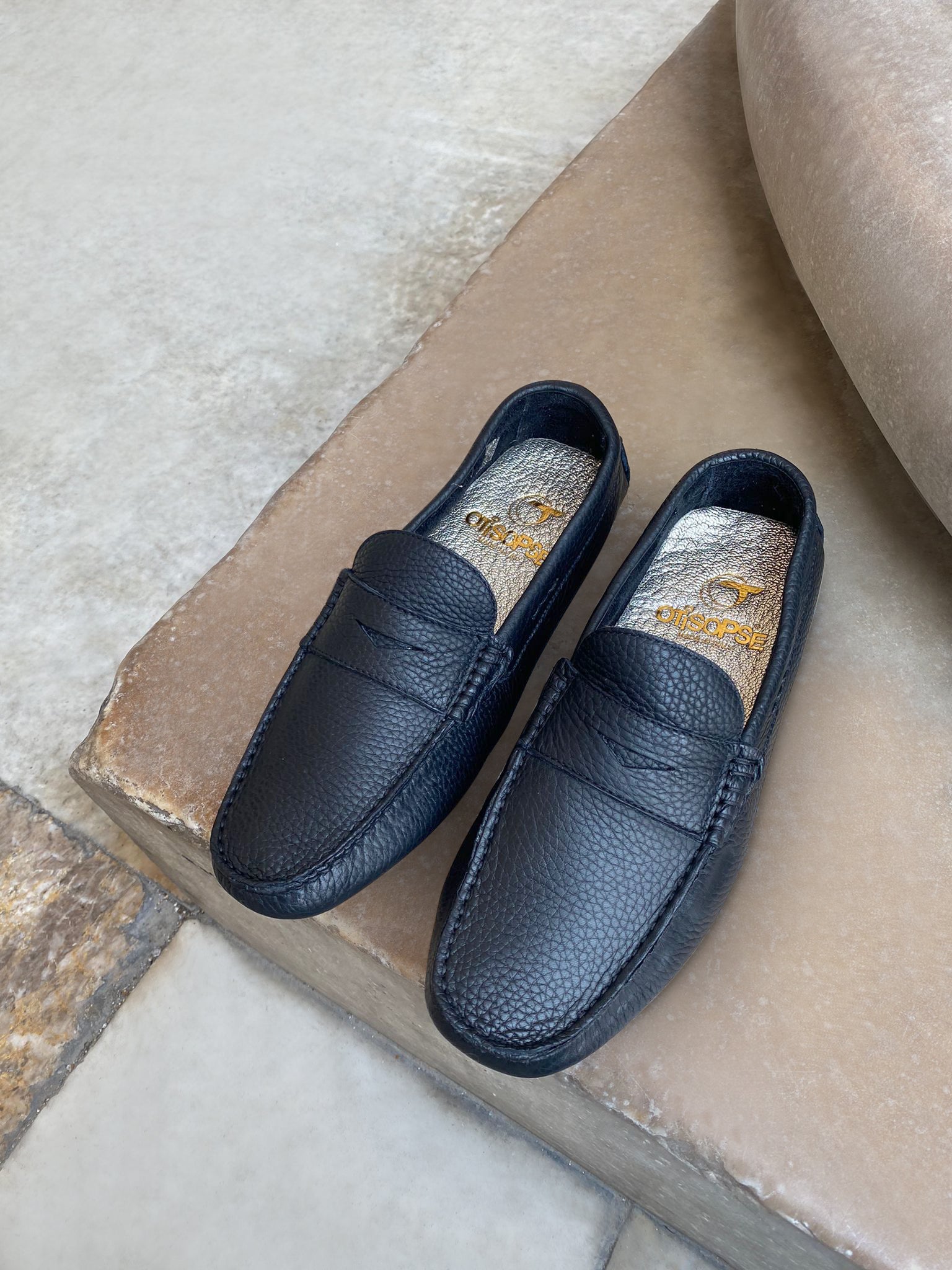 Black textured leather driving shoes - Main Image