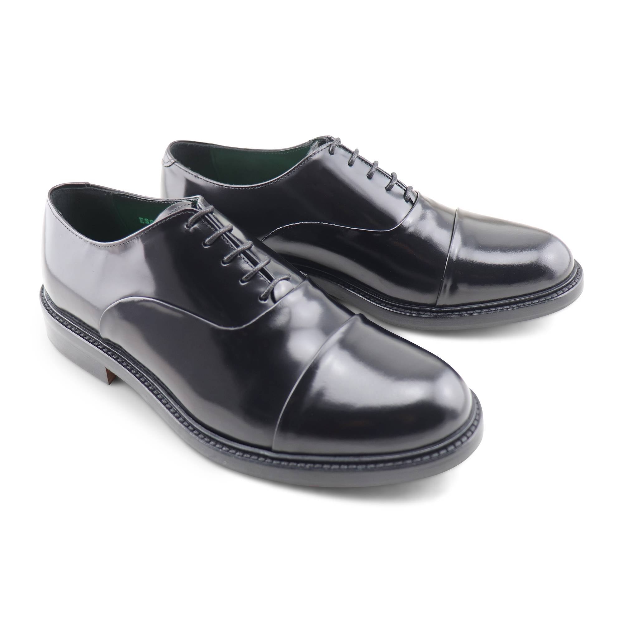 Francesina nera in pelle spazzolata