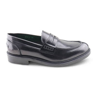 Black brushed leather moccasins