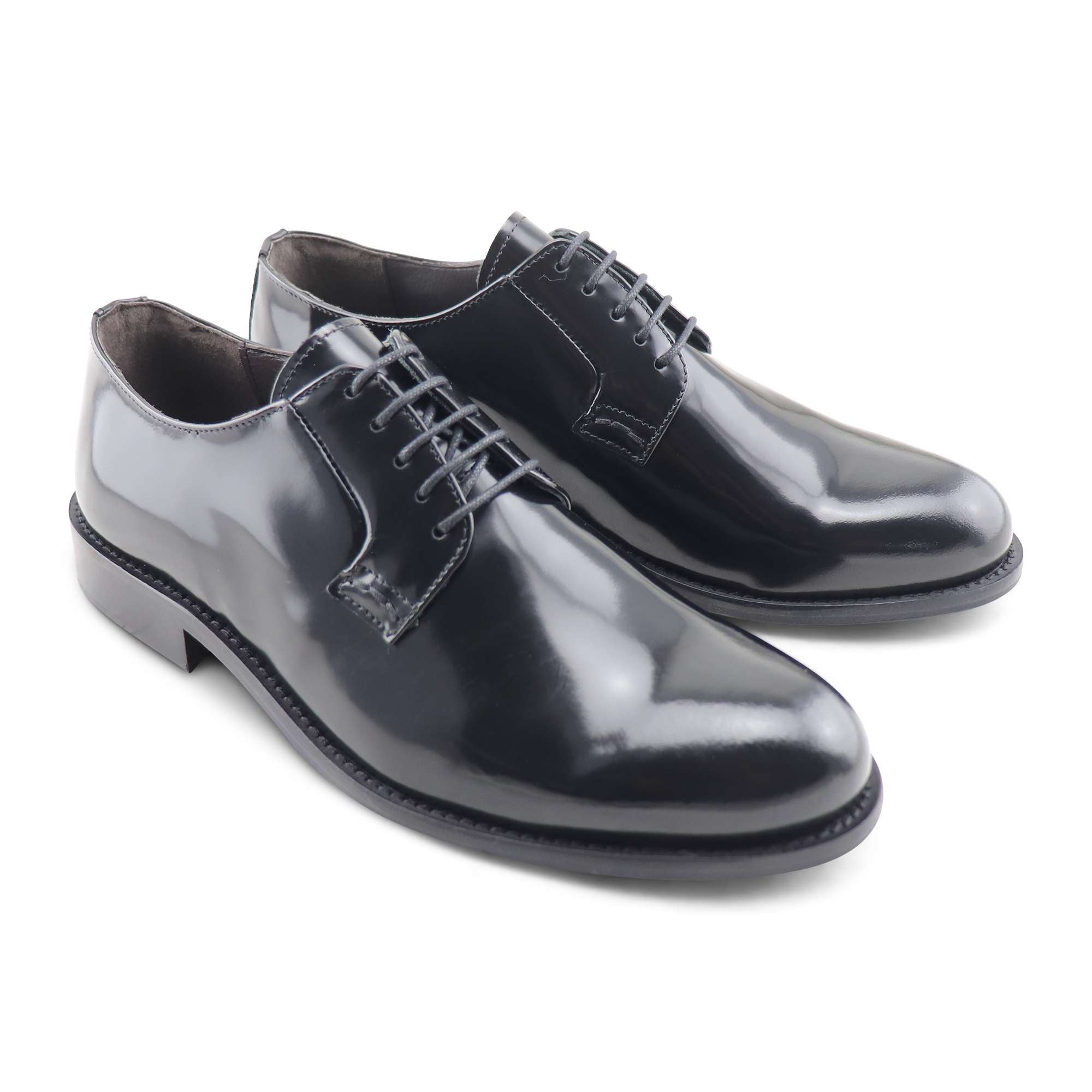 Derby nero in pelle spazzolata