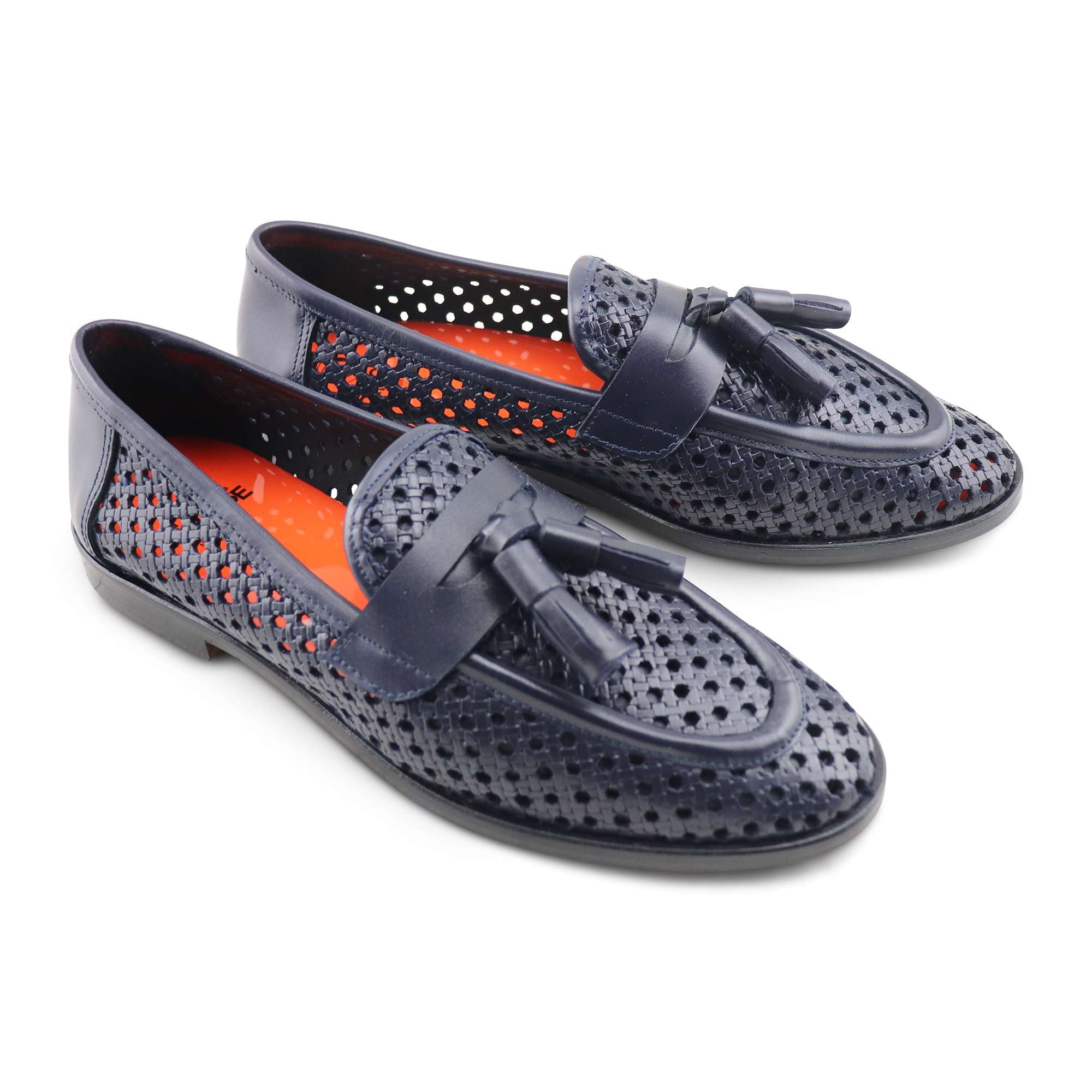 Mocassini tassel blu in pelle forata