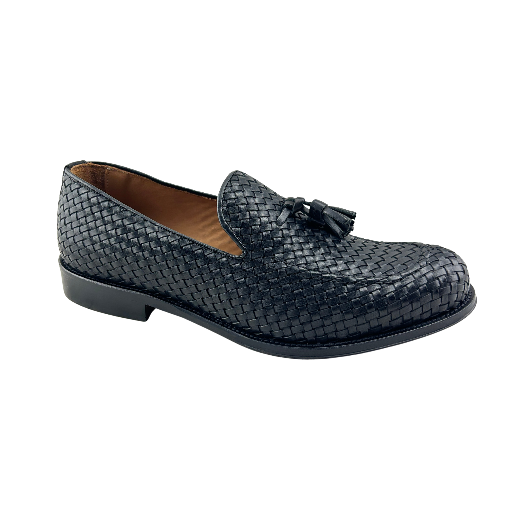 Slipper nero in pelle intrecciata