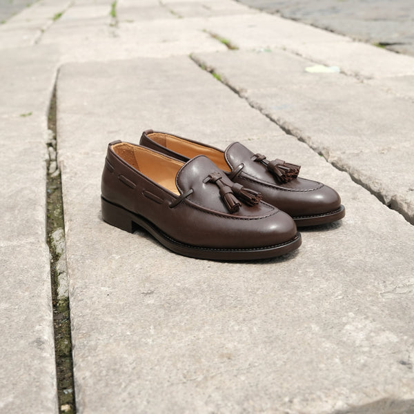 Loafers in dark brown leather