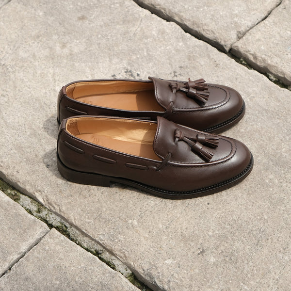 Loafers in dark brown leather