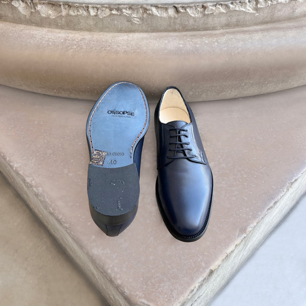 Derby shoes in smooth blue leather 