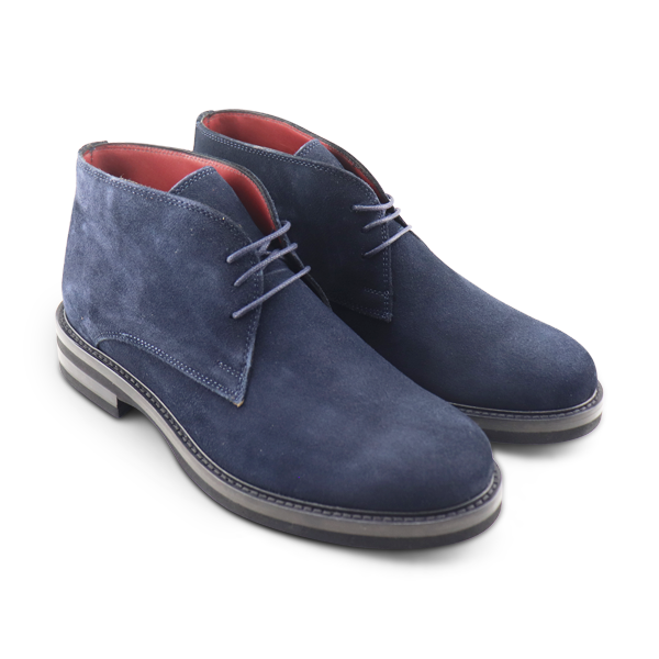 Desert boots in blue suede