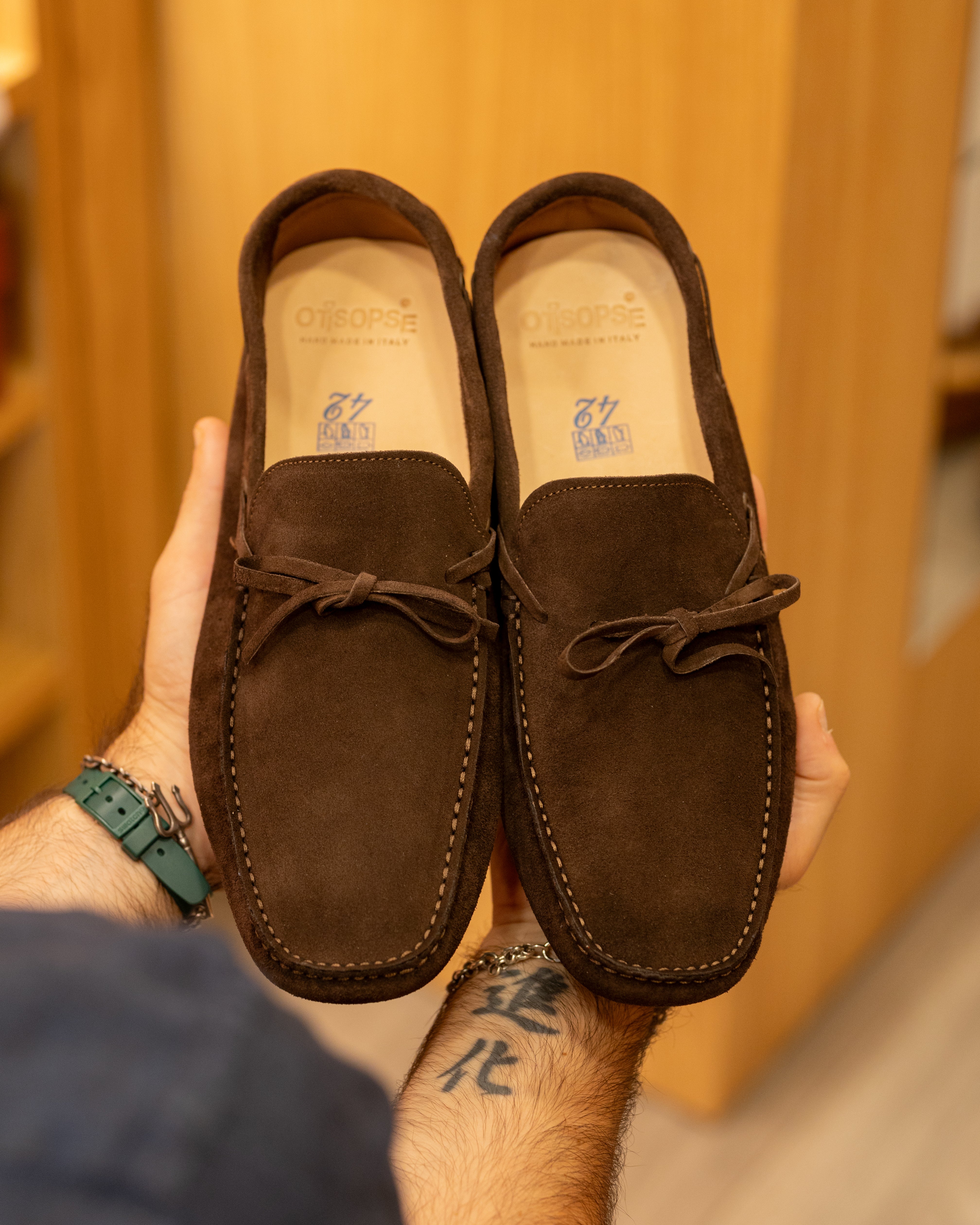 Dark brown suede gommini