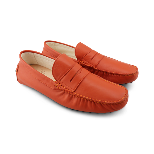 Driving shoes in orange leather