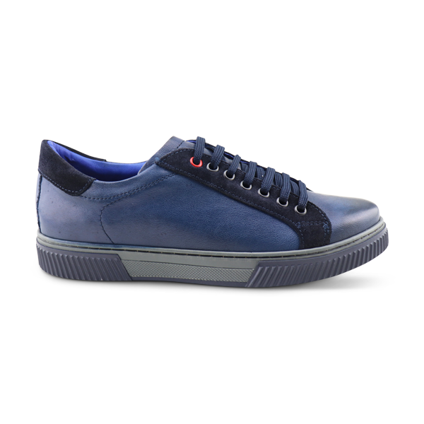 Sneakers in pelle stropicciata blu